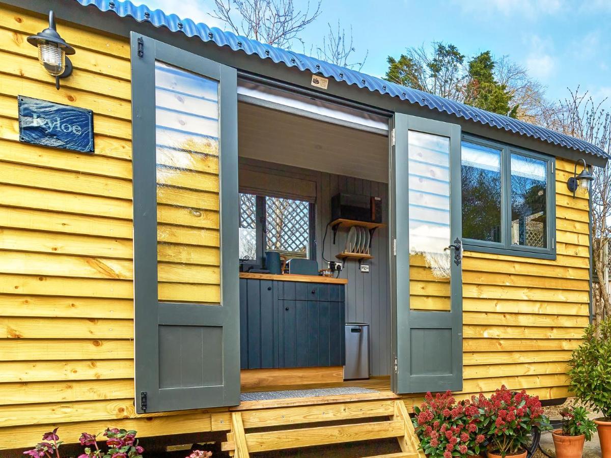 Pass The Keys Whitstable Shepherds Hut Minutes From The Harbour ภายนอก รูปภาพ